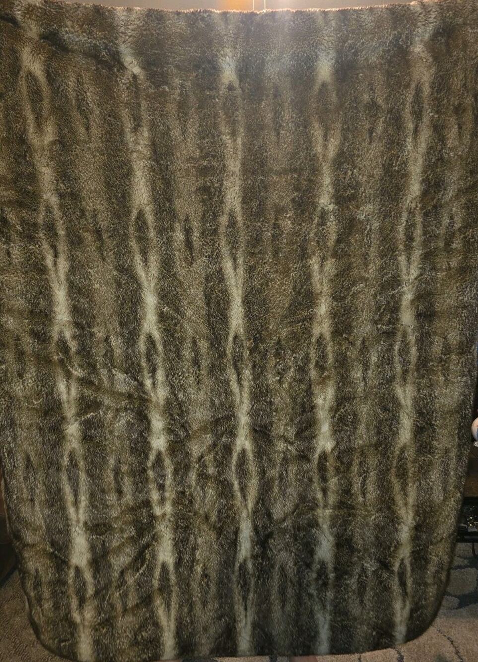 RARE Pottery Barn Blanket Faux Fur Caramel Ombre 80"x60" Soft Cozy Warm Comfy